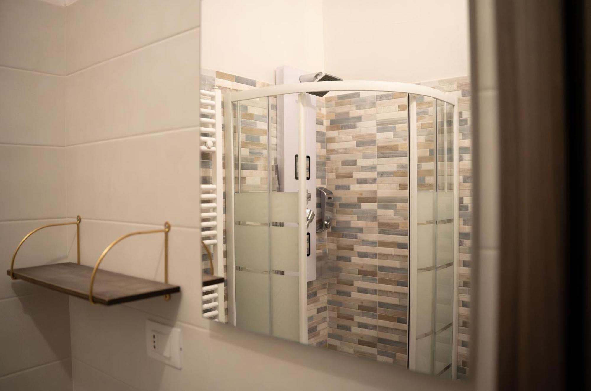 טורינו Lugaro Guest House מראה חיצוני תמונה